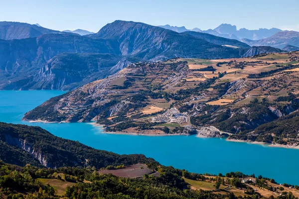 Beautiful Landscape Lake Serre Poncon Located French Alps — Stock Photo, Image