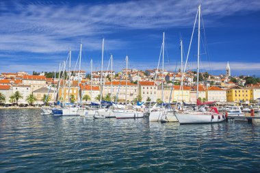 Hırvatistan 'ın Mali Losinj kentinde Marina.