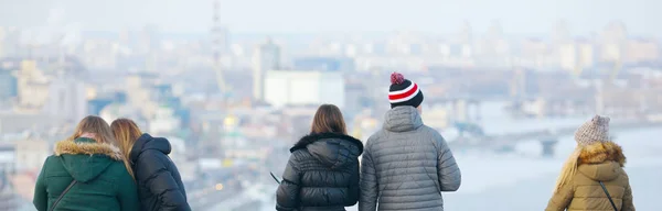 Guarda la città dall'alto — Foto Stock