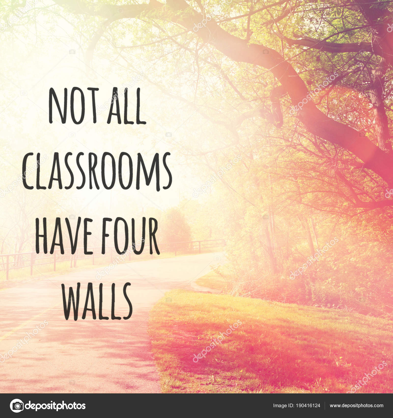 Tüm Sınıflar Dört Duvarımız Var Stok fotoğrafçılık ©melking