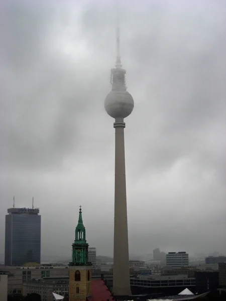 Cloudy Tower 2 — Stock Photo, Image