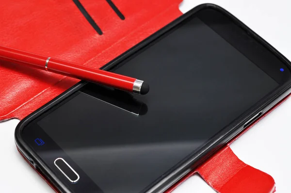 Caneta Stylus em um smartphone . — Fotografia de Stock