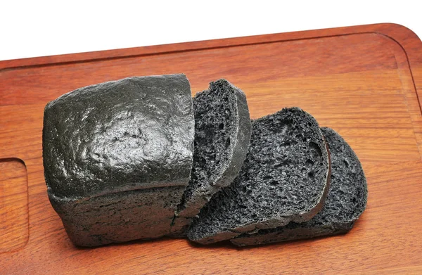 Kömür brea. Siyah ekmek.