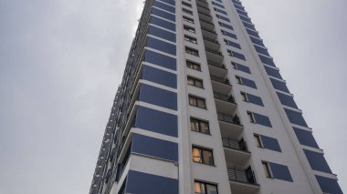 gözlüklerdeki ön cephe yansıması