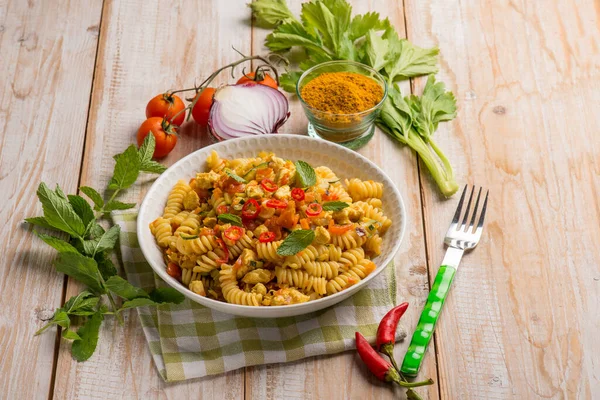 Pasta Chicken Ragout Curry Spice — Stock Photo, Image