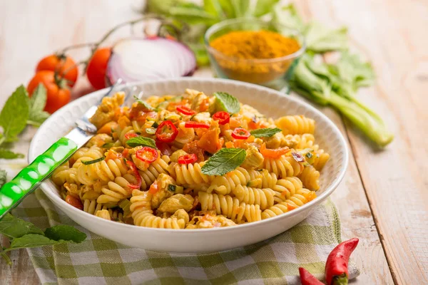Pasta Chicken Ragout Curry Spice — Stock Photo, Image