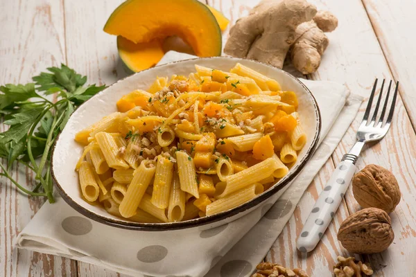 Pasta Con Jengibre Nuez Calabaza Piel Lemoon —  Fotos de Stock