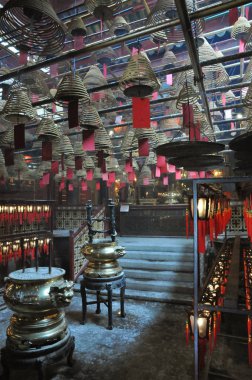 Hong Kong wishe dolu küçük Tin Hau Tapınağı içinde