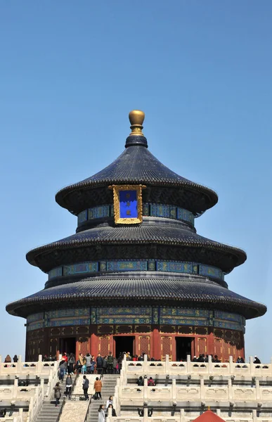 Le Temple du Ciel à Bejing avec un ciel bleu — Photo