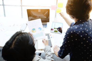 Görüşmek üzere iş ekip çalışması toplantı ve Paylaş fikir.