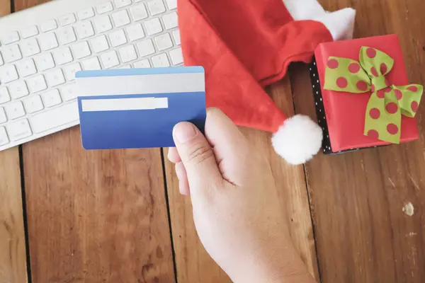 Compras pago en línea con tarjeta de crédito . — Foto de Stock