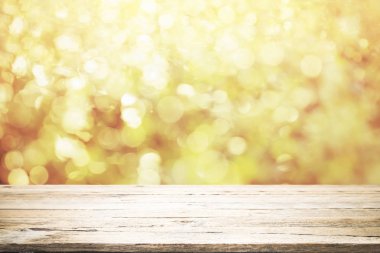   Sunmak ve ürün göstermek için boş ahşap Resepsiyon