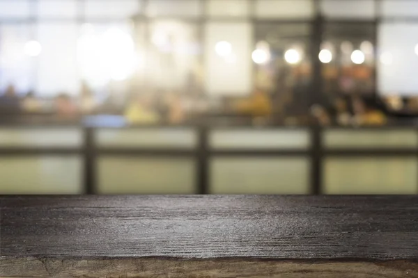 Üzleti üres fából készült asztal-jelen termék kávézó. — Stock Fotó