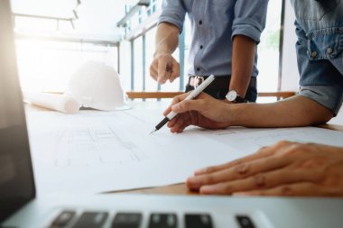 mimari proje için Toplantı mühendis. ortak çalışma