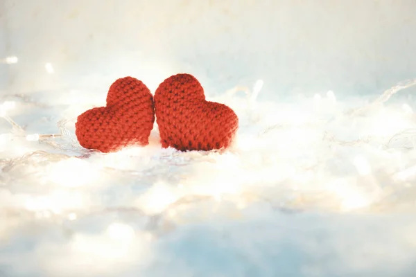 Két szív és a szeretet a Valentin-nap. — Stock Fotó