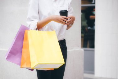 İş, yaşam tarzı ve alışveriş kavramı. 