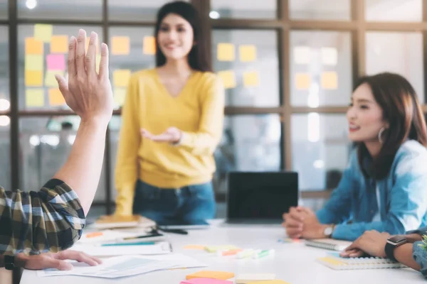 Démarrage d'entreprise Travail d'équipe Brainstroming et concept d'éducation . — Photo