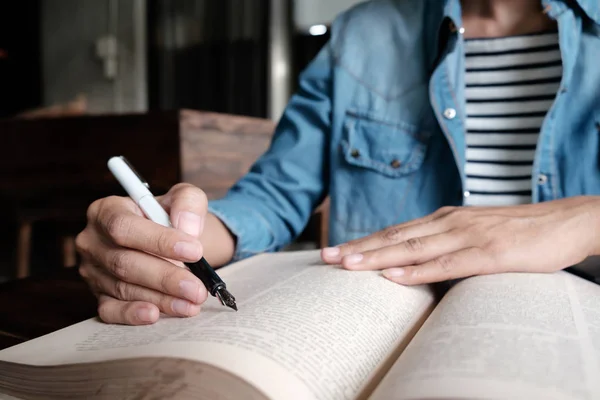 Concepto de aprendizaje educativo. — Foto de Stock