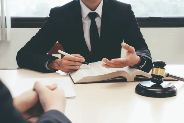 Concepto Derecho Asesoramiento Servicios Jurídicos Abogado Abogado Teniendo Reunión Equipo — Foto de Stock