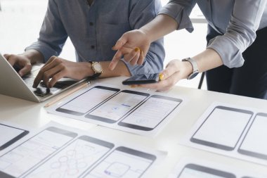 UX UI ve programlama geliştirme teknolojisi.