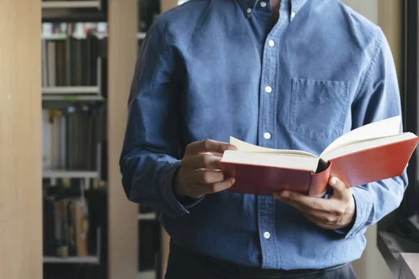 Ein Buch Lesen Bildung Wissenschaft Lesen Lernen Und Prüfungskonzept — Stockfoto