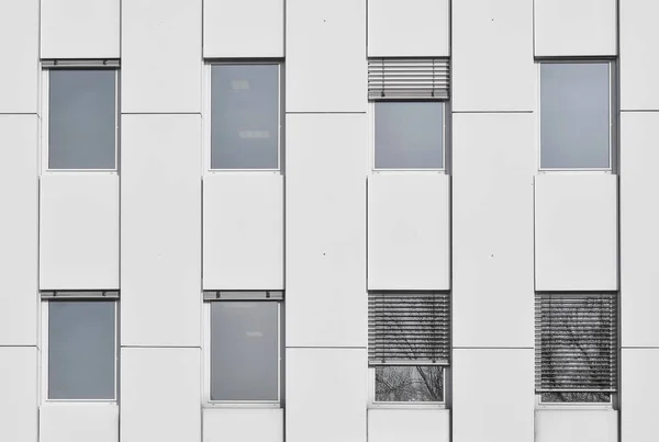 Fenster für Bürogebäude — Stockfoto