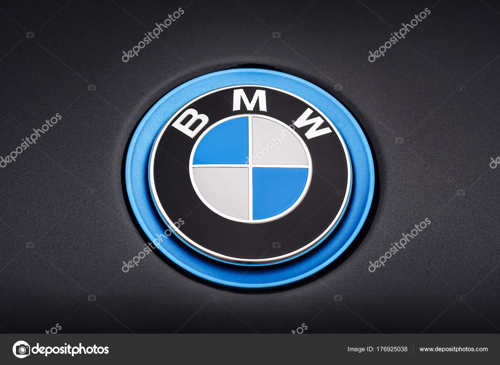 Bmw logo Stock Photos, Royalty Free Bmw logo Images | Depositphotos
