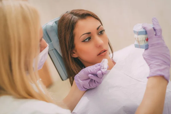 At The Dentist — Stock Photo, Image