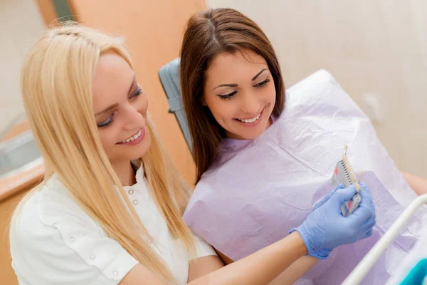 At The Dentist — Stock Photo, Image