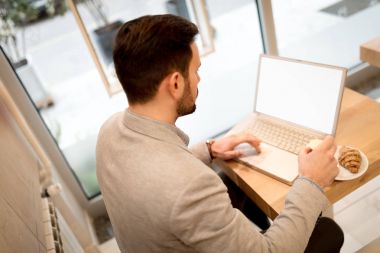 Kahvaltı ve çalışma