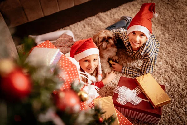 Esperando a un Papá Noel — Foto de Stock