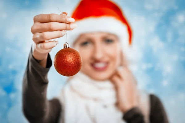 Mujer con decoración navideña — Foto de Stock