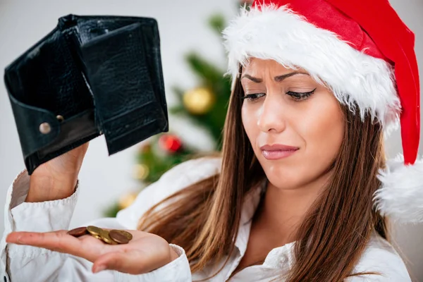 Woman at Christmas with Empty Wallet — Stock Photo, Image