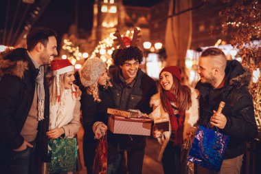 Arkadaş Noel Kutlamaları 