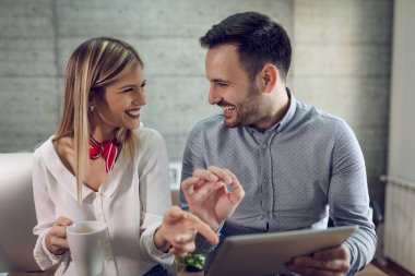 Proje dijital tablet analiz ve ondan ofiste söz genç başarılı tasarımcılar.