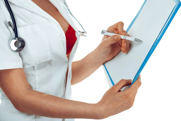 Jovem Enfermeira Sensual Segurando Documentos Posando Isolado Fundo Branco — Fotografia de Stock