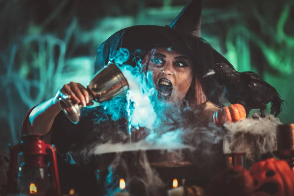 Witch Foggy Surrounding Holds Goblet Boiling Water Cooking Poison Soup — Stock Photo, Image