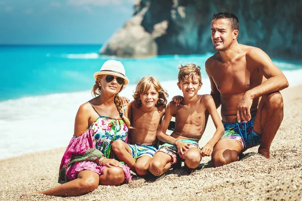 Cheerful Young Family Spending Good Time Tropical Beach Together Posing — Stock Photo, Image