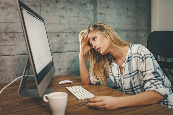 Young Exhausted Tired Female Designer Sitting Office Front Computer Holding — Stock Photo, Image