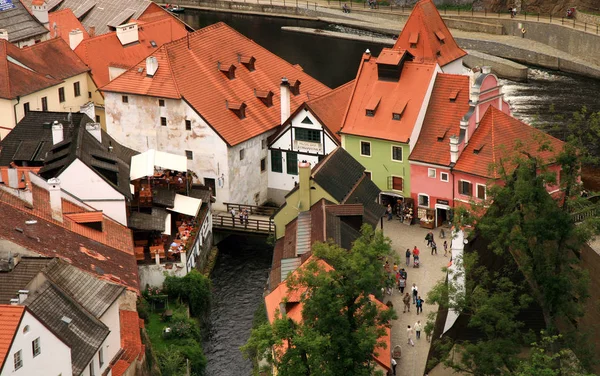 Vue sur la vieille ville de Cesky Krumlov depuis le château de Cesky Krumlov, République tchèque — Photo