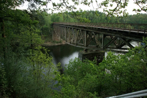 Train Track Historic Iron Railway Bridge Pilchowice Lake Lower Silesia — Stock Photo, Image