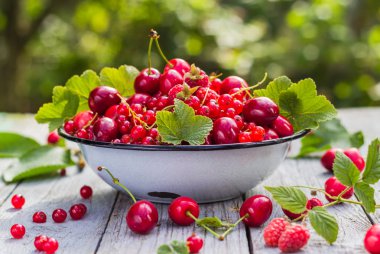 taze meyve ahşap masa ayarla