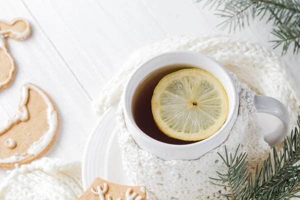 Une Soirée Festive Thé Citron Pains Épices Sucrés — Photo