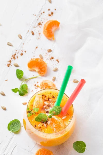 Våren Citrusjuice För Den Bästa Viktminskningen — Stockfoto