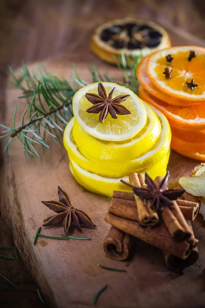 Cítricos Especias Limón Naranja Clavo Olor Canela Jengibre Ingredientes Para —  Fotos de Stock