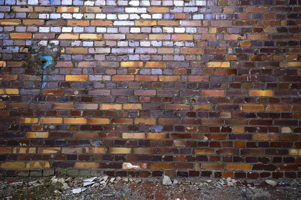 Groothoekzicht Een Oude Muur Verlaten Fabrieksgebouw — Stockfoto