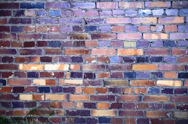 Groothoekzicht Een Oude Muur Verlaten Fabrieksgebouw — Stockfoto