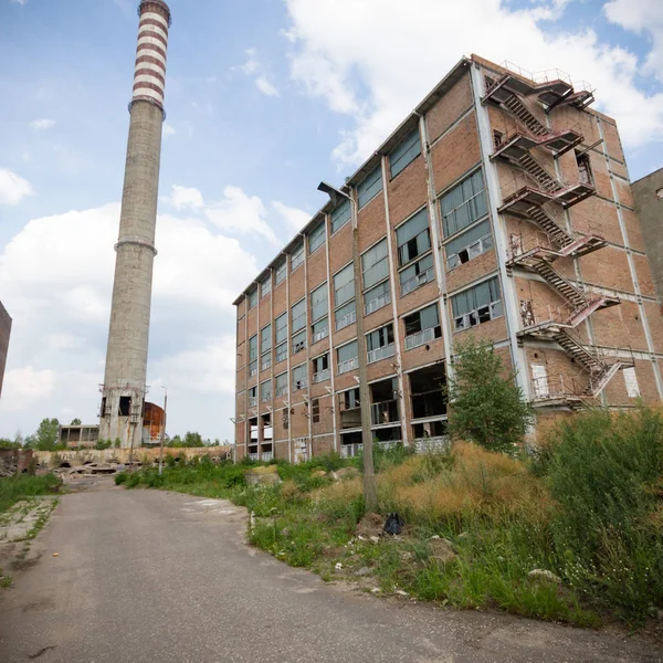 Ruínas Uma Fábrica Industrial Muito Poluída Série Industrial — Fotografia de Stock