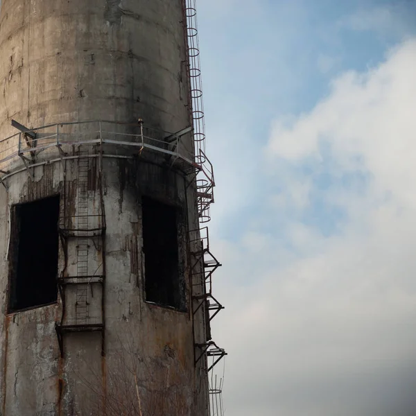 Reruntuhan Sebuah Pabrik Industri Yang Sangat Tercemar Deret Industri — Stok Foto