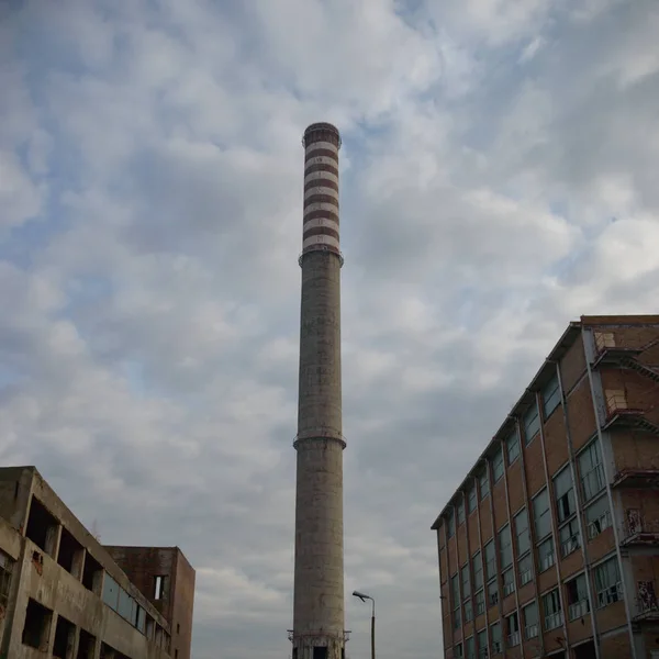 Παλιό βιομηχανικό εργοστάσιο — Φωτογραφία Αρχείου